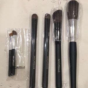 🍁Make up brushes 6 pieces. Brand new, never used.